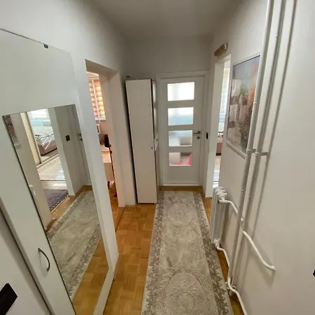 דירה Sweet Apartmant